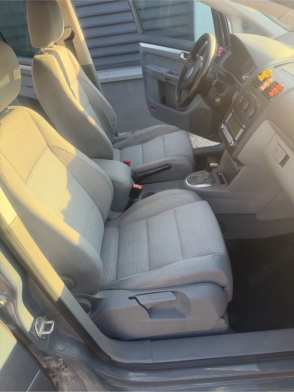 VOLKSWAGEN Touran 2004 — imagine 3