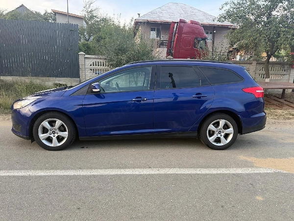 FORD Focus 2016 — imagine 5