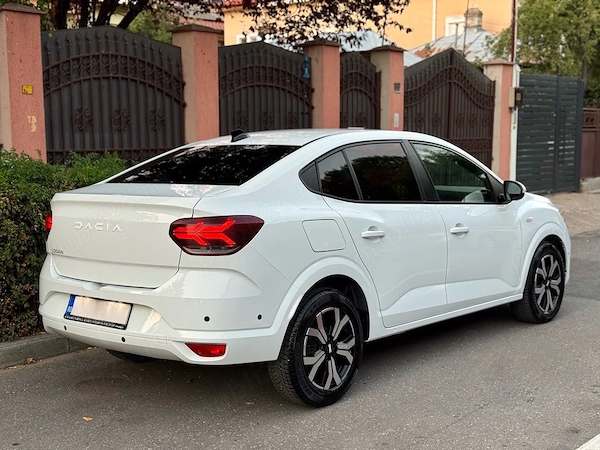 DACIA Logan 2023 — imagine 4