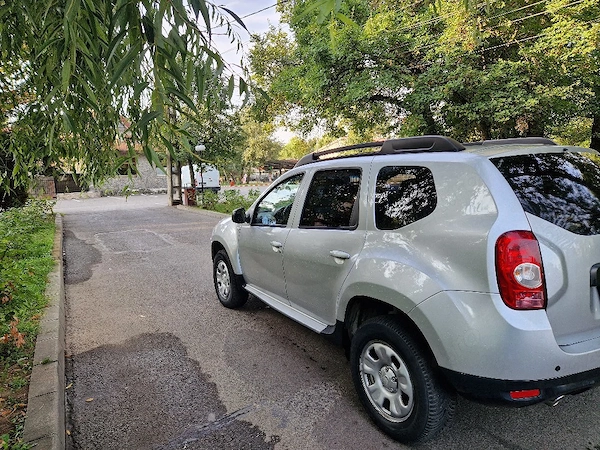DACIA Duster 2011 — imagine 3