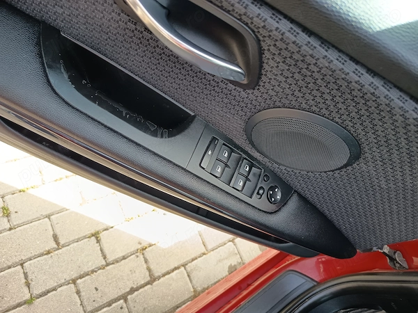 BMW 3 Series 2010 — imagine 7