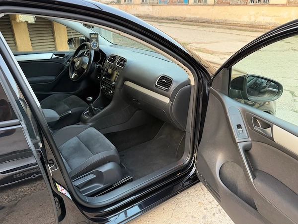 VOLKSWAGEN Golf 2009 — imagine 9