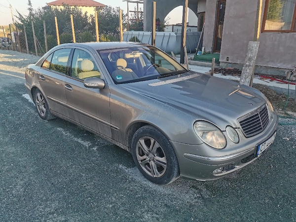 MERCEDES-BENZ E-Class 2002 — imagine 3