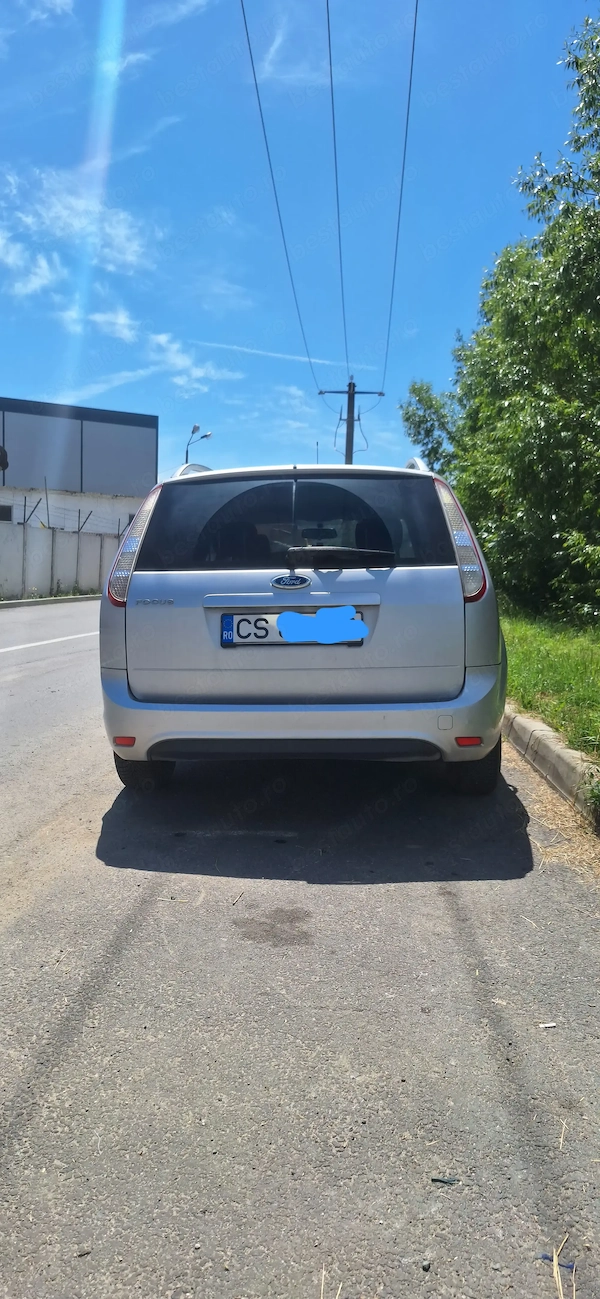 FORD Focus 2010 — imagine 3