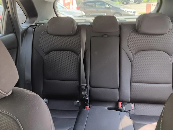 HYUNDAI i30 2019 — imagine 20