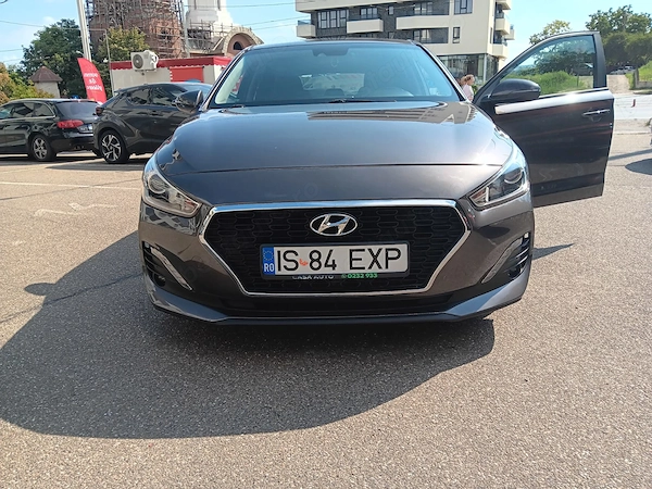 HYUNDAI i30 2019 — imagine 9