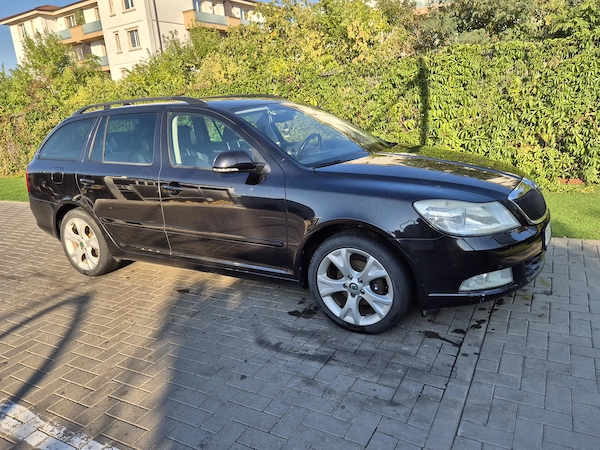 SKODA Octavia 2010 — imagine 4