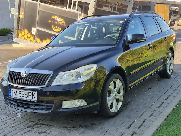 SKODA Octavia 2010 — imagine 3