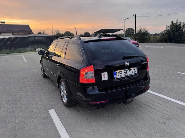 SKODA Octavia 2012 — imagine 8