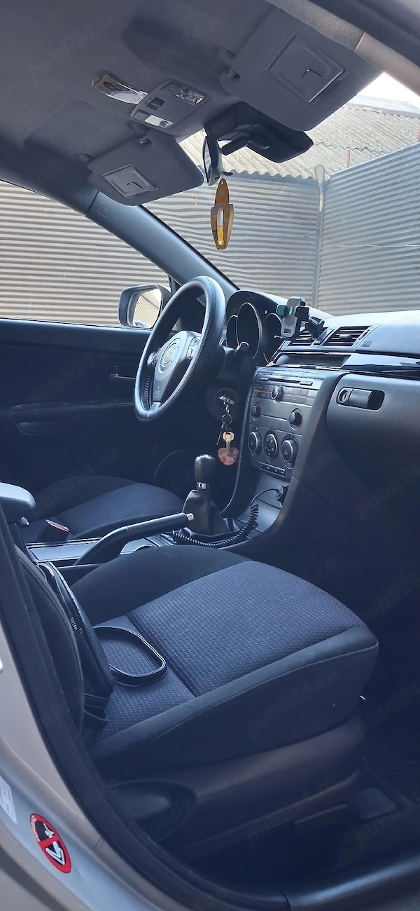MAZDA 3 2007 — imagine 8
