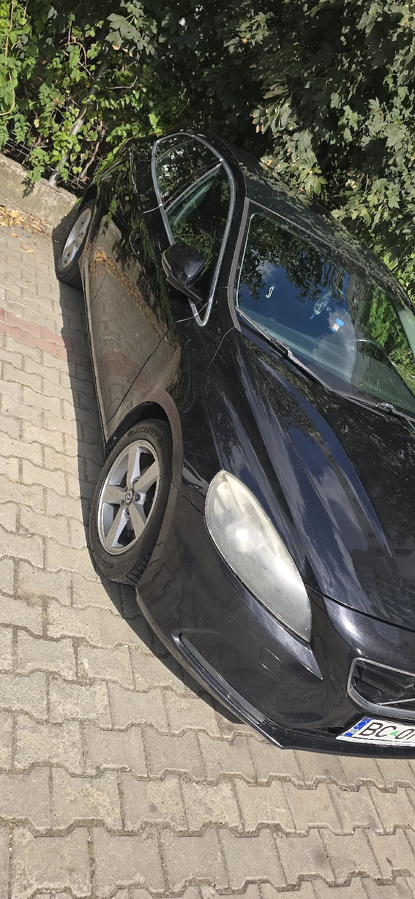 VOLVO V40 2012 — imagine 2