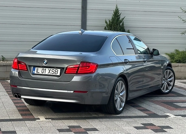 BMW 5 Series 2011 — imagine 4