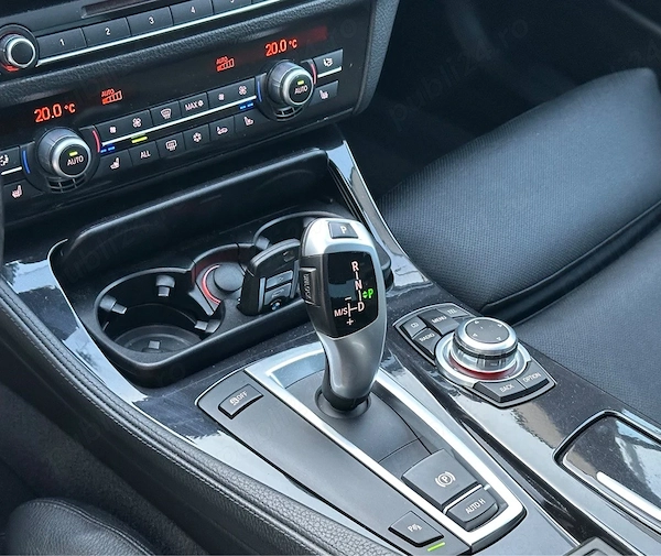 BMW 5 Series 2011 — imagine 10