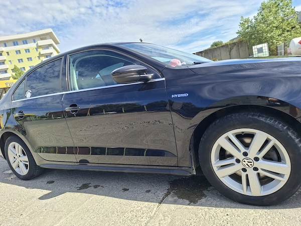 VOLKSWAGEN Jetta 2014 — imagine 3