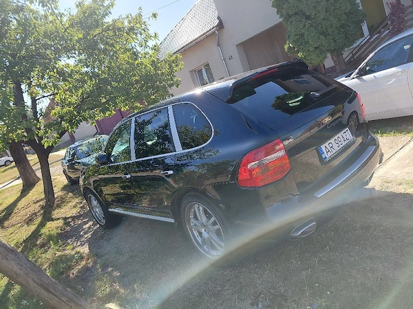 PORSCHE Cayenne 2010 — imagine 3