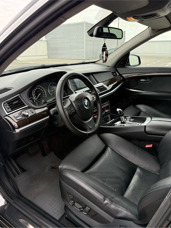 BMW 5 Series 2010 — imagine 6