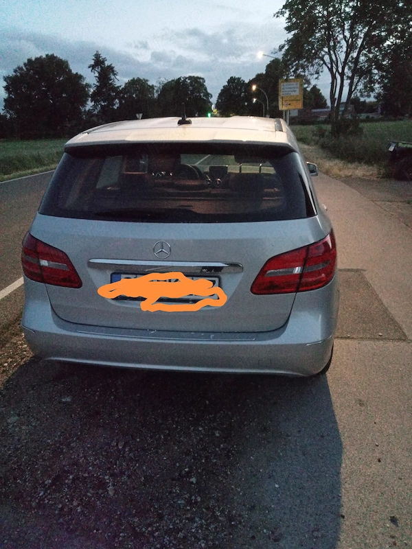 MERCEDES-BENZ B-Class
