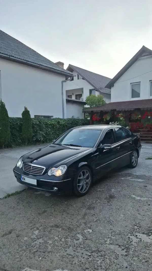 MERCEDES-BENZ E-Class 2003 — imagine 2