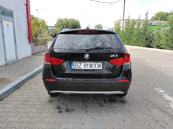 BMW iX1 2011 — imagine 3