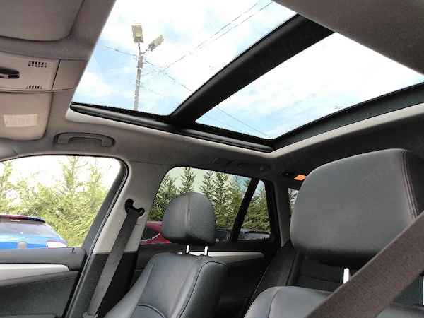 BMW iX1 2011 — imagine 2