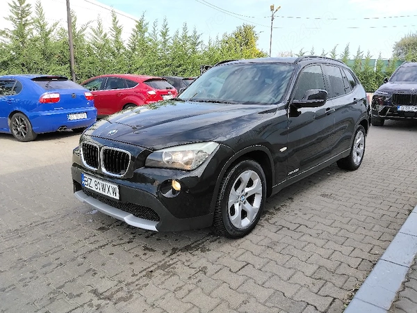 BMW iX1 2011 — imagine 8