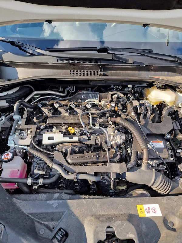 TOYOTA C-HR 2022 — imagine 8