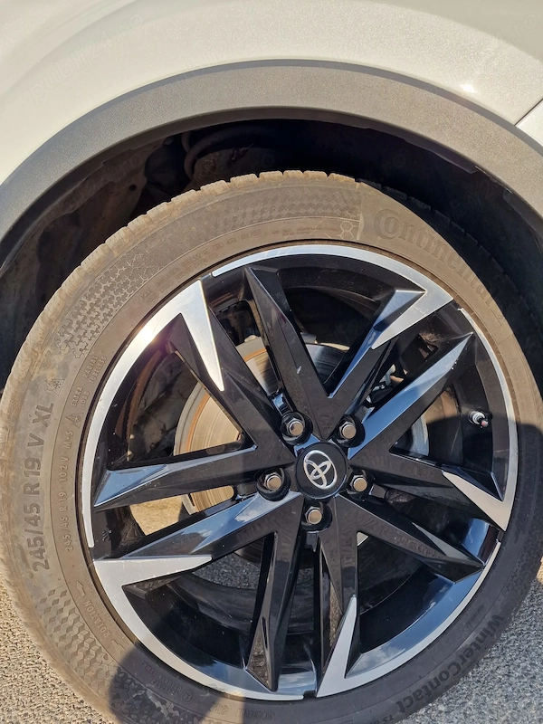 TOYOTA C-HR 2022 — imagine 10