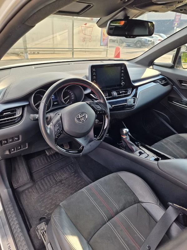 TOYOTA C-HR 2022 — imagine 4