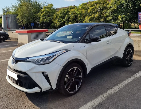 TOYOTA C-HR 2022 — imagine 2