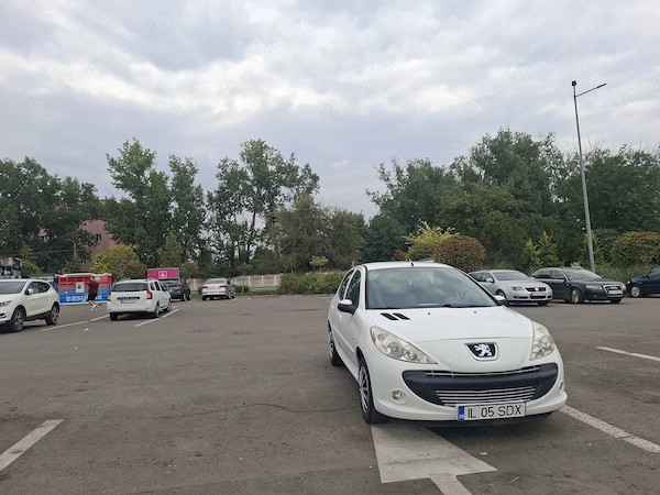 Peugeot 206+ an 2009 înmatriculat Ro