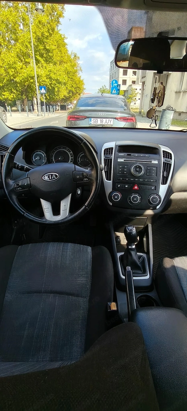 KIA Ceed 2010 — imagine 2
