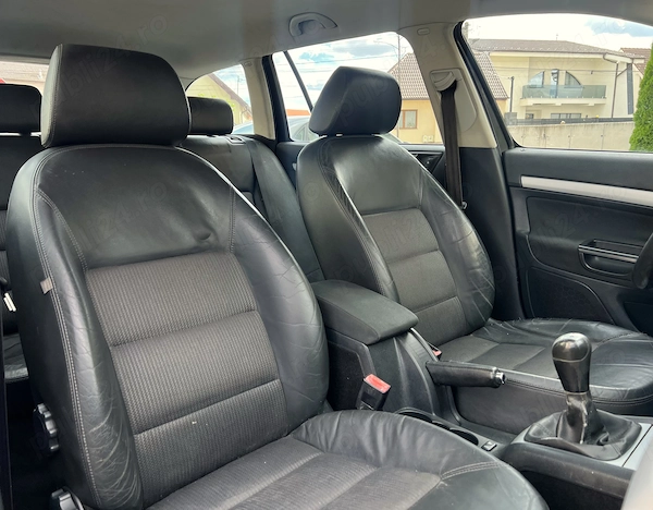 SKODA Octavia 2009 — imagine 9