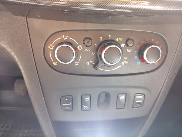 DACIA Logan 2016 — imagine 7