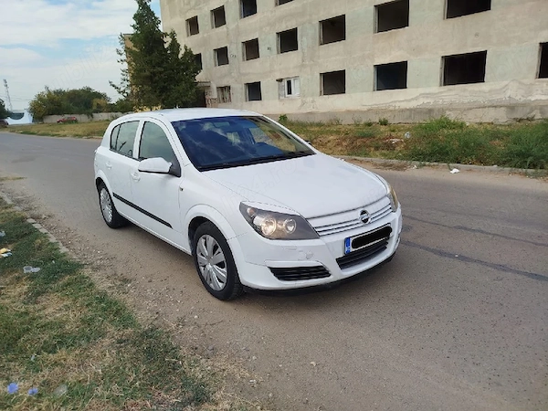 OPEL Astra 2005 — imagine 9