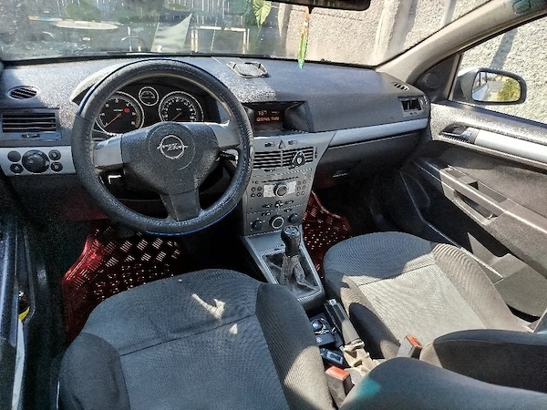 OPEL Astra 2005 — imagine 7