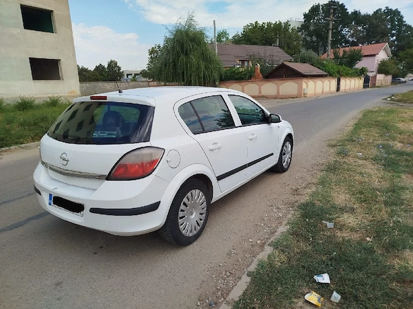 OPEL Astra 2005 — imagine 8