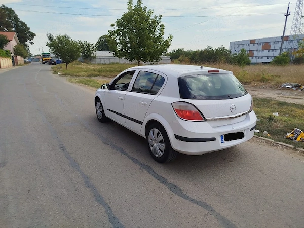 OPEL Astra 2005 — imagine 3
