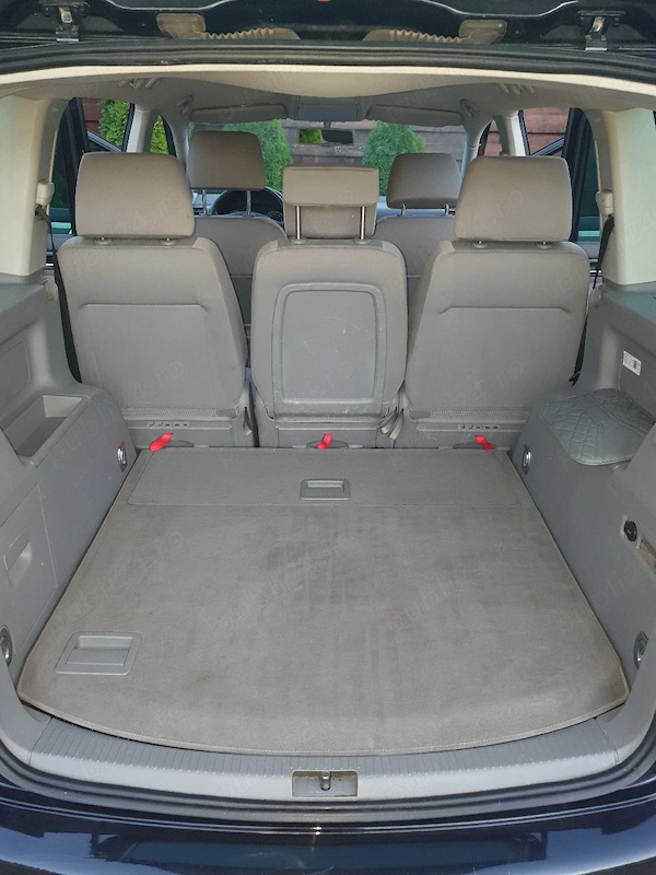 VOLKSWAGEN Touran 2005 — imagine 3
