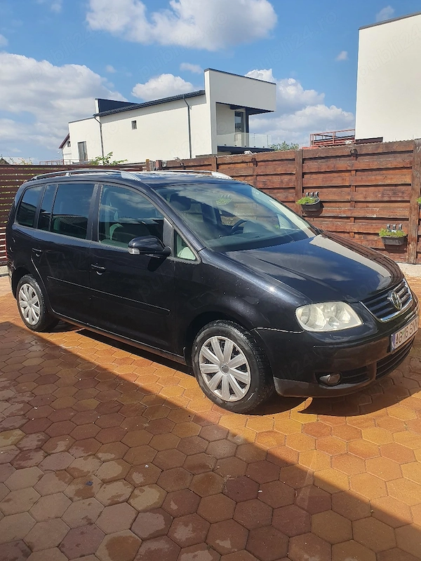 VOLKSWAGEN Touran 2005 — imagine 8