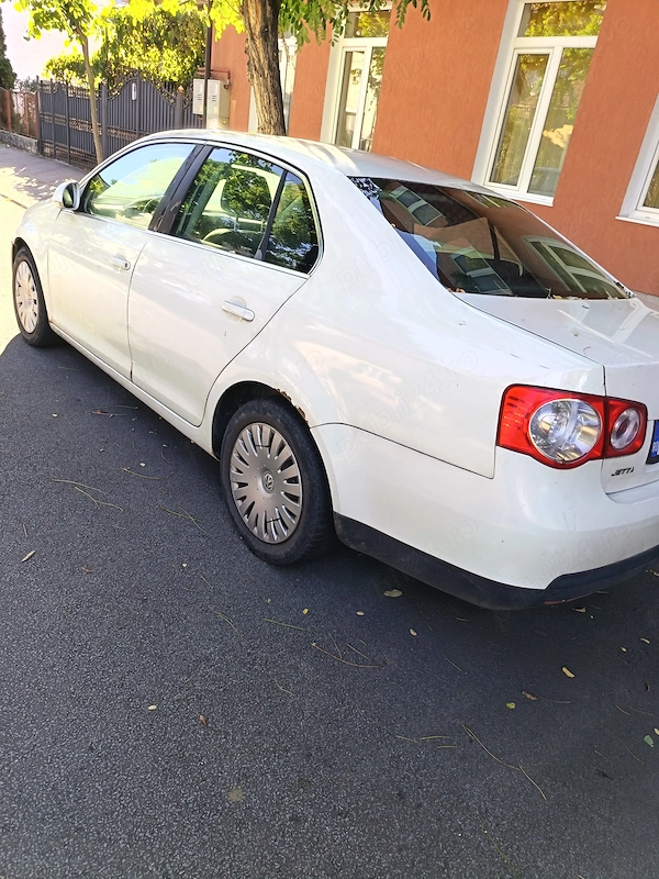 VOLKSWAGEN Jetta 2007 — imagine 3