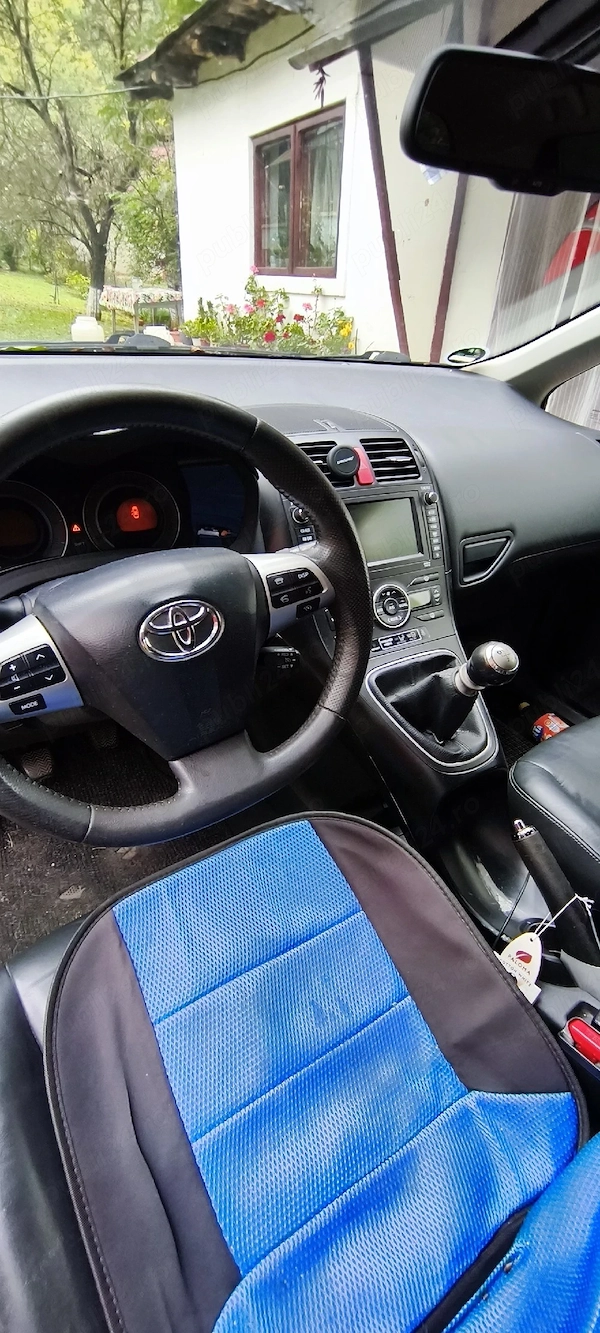 TOYOTA Auris 2010 — imagine 4