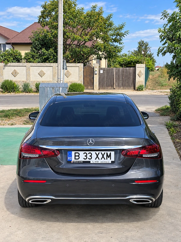 MERCEDES-BENZ E-Class 2021 — imagine 7