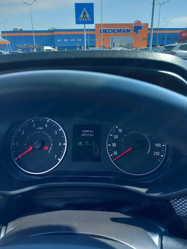 DACIA Logan 2023 — imagine 3