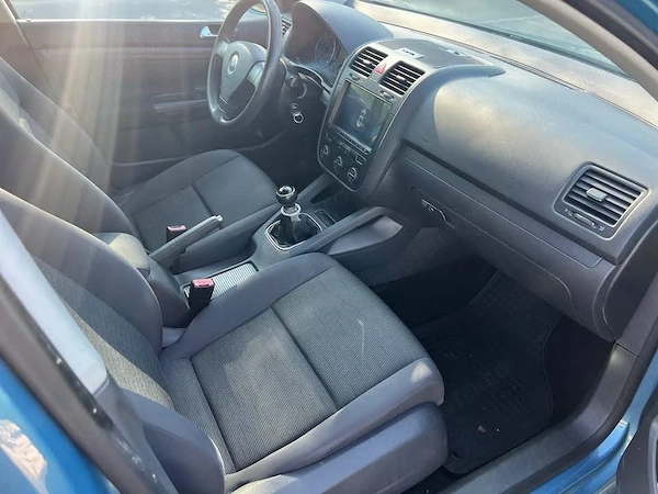VOLKSWAGEN Golf 2006 — imagine 4