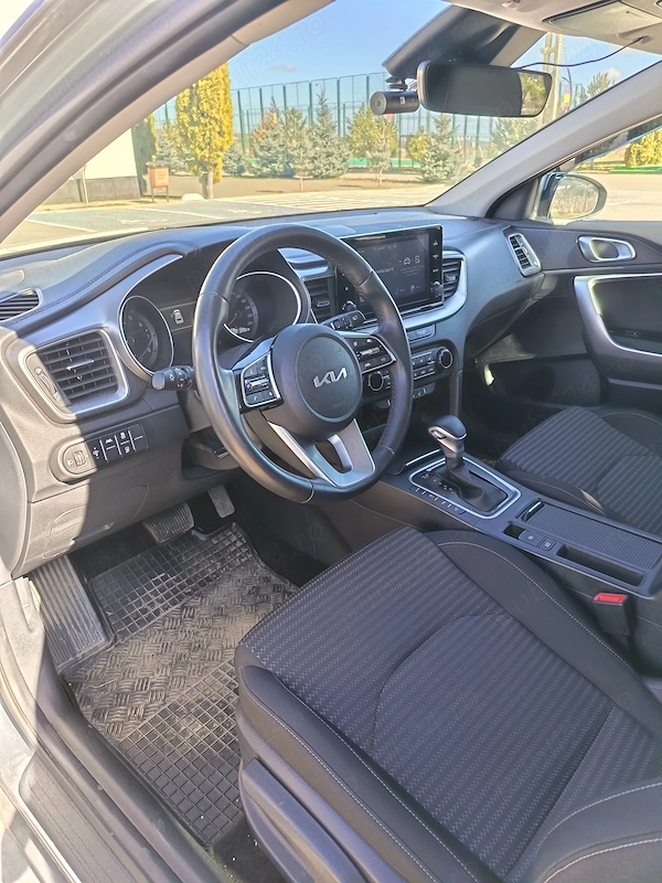 KIA Xceed 2024 — imagine 4