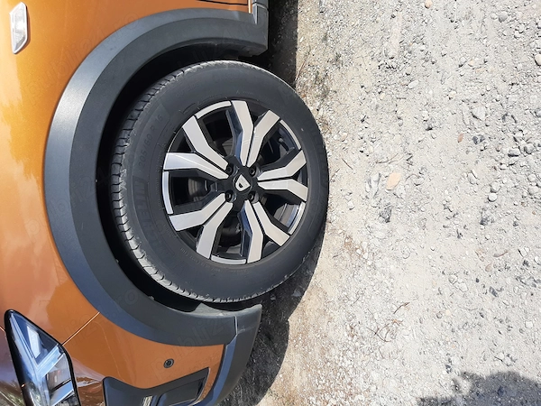 DACIA Sandero Stepway 2021 — imagine 3
