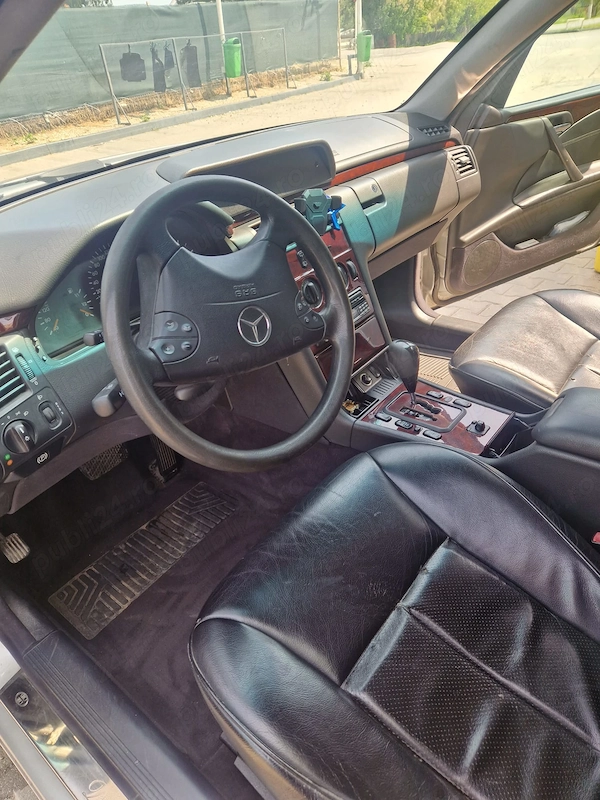 MERCEDES-BENZ E-Class 2002 — imagine 3