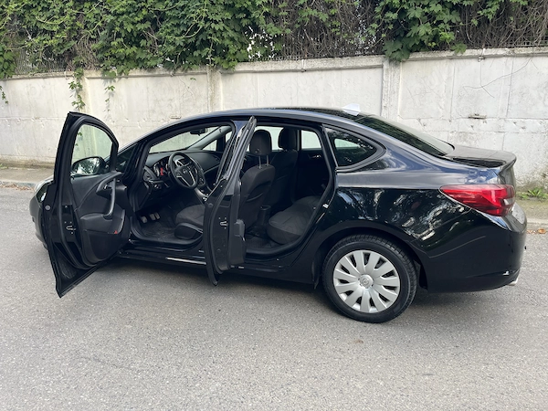 OPEL Astra 2019 — imagine 2