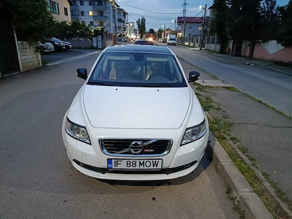VOLVO S40 2012 — imagine 3