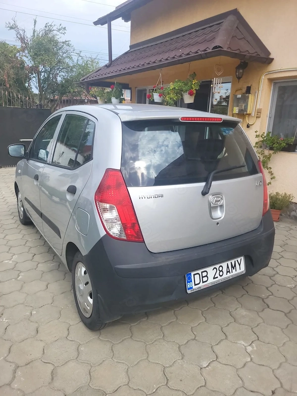 HYUNDAI i10 2009 — imagine 6